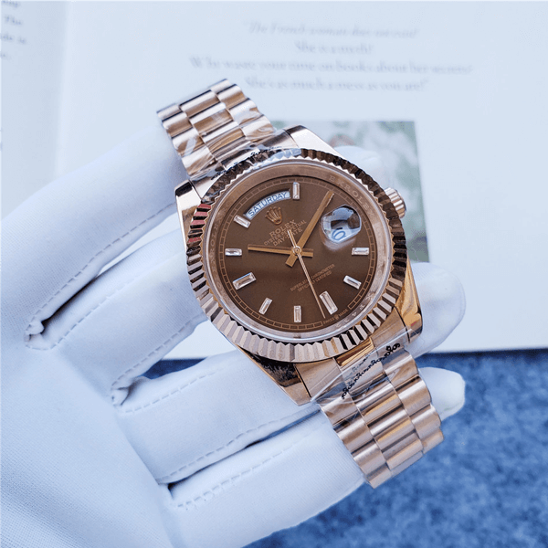 DAY-DATE - m228235-0003