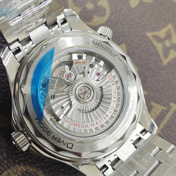 SEAMASTER - 210.30.42.20.03.001