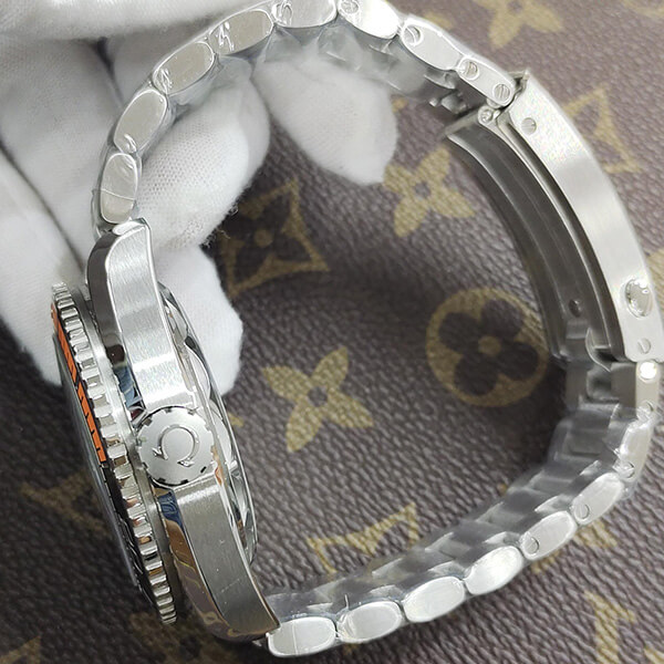 SEAMASTER - 215.30.44.21.01.002